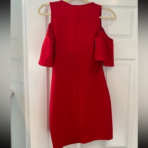 Cold Shoulder Mini Dress - Picture 3 of 4